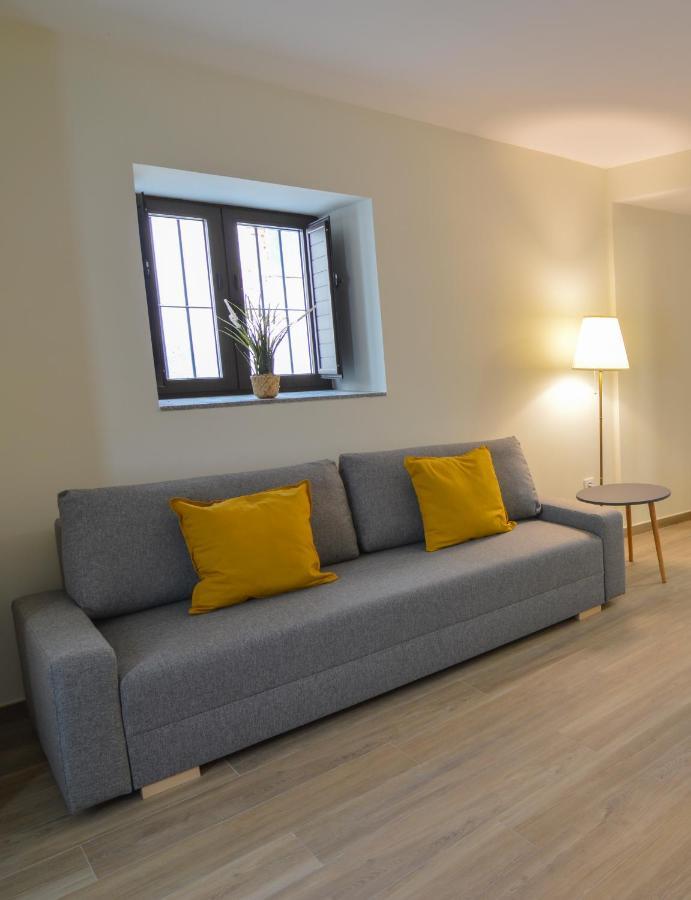 Apartamentos Turisticos Hornillo Caces Exteriör bild